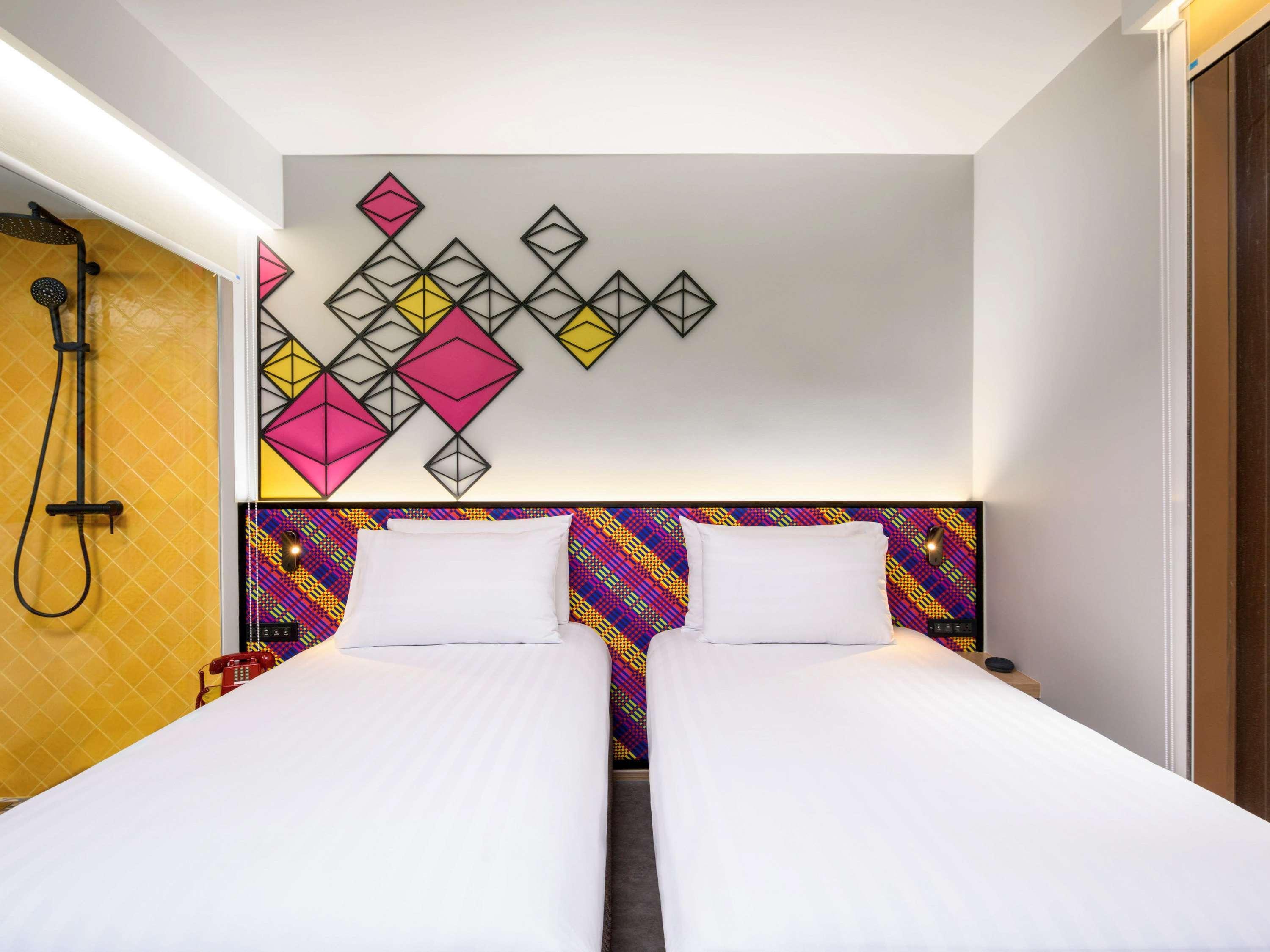 ibis Styles Bangkok Silom Hotel Bagian luar foto