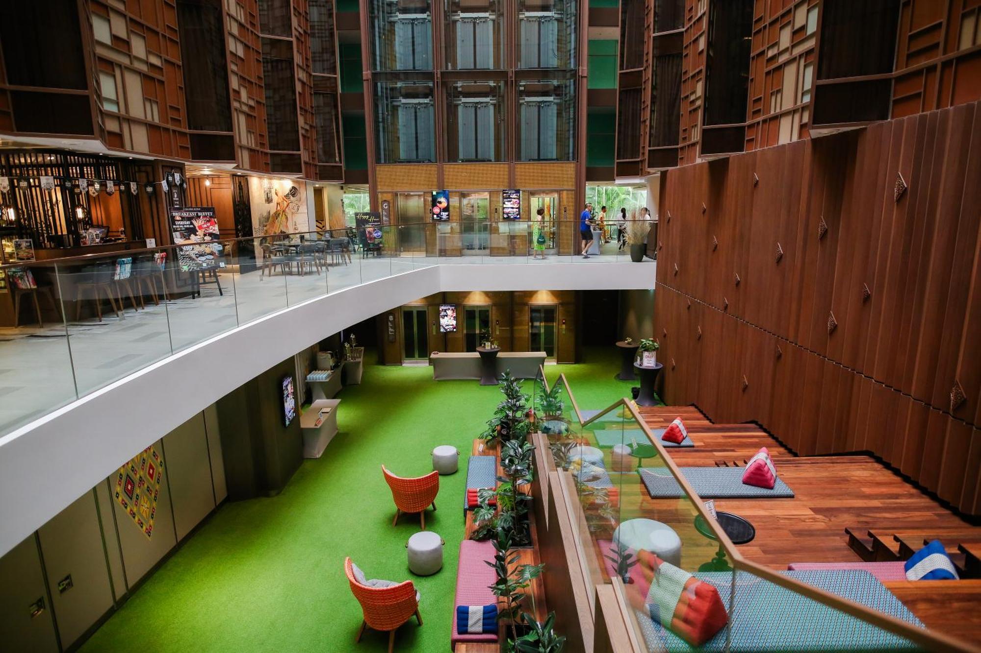 ibis Styles Bangkok Silom Hotel Bagian luar foto