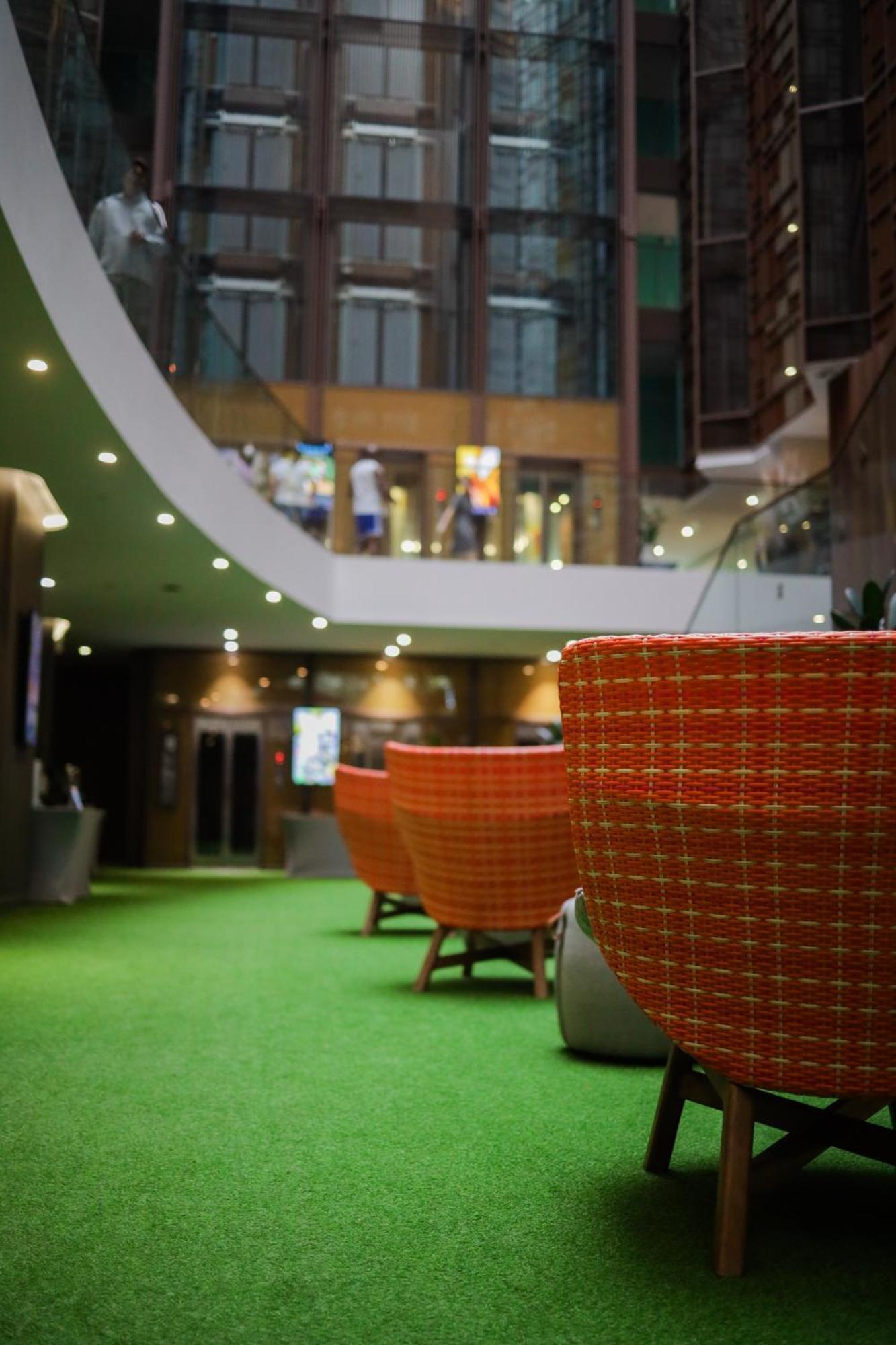 ibis Styles Bangkok Silom Hotel Bagian luar foto